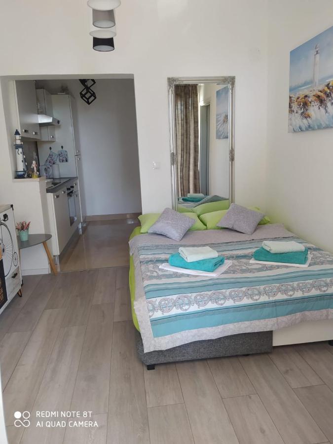 Apartmani Ana Vir Extérieur photo